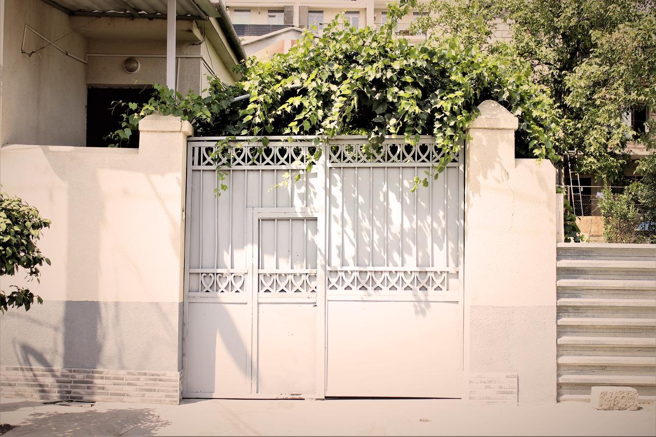 Hotel Golden Way Tbilisi Exterior foto